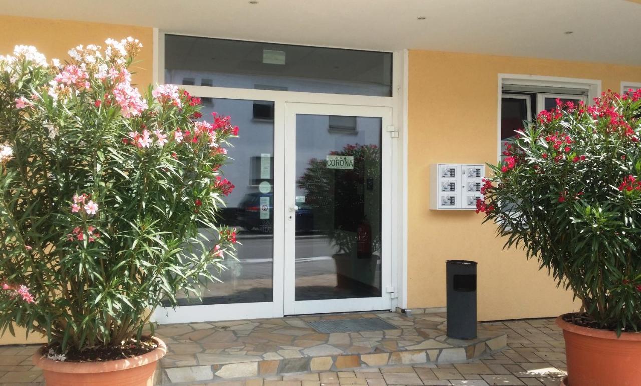 Pension Corona Forst  Luaran gambar
